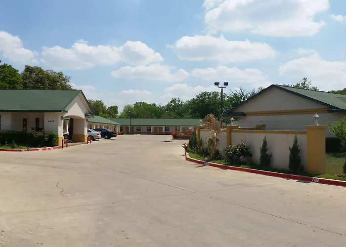 Motel Haltom Worth