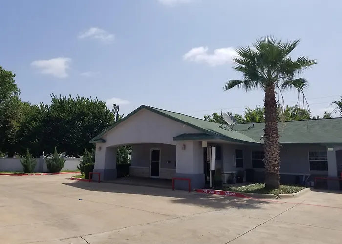 Haltom Worth 2* Fort Worth