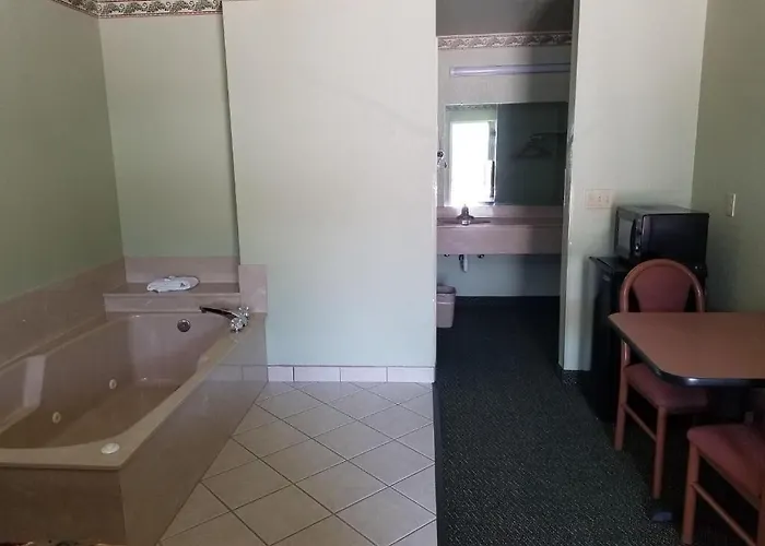 Motel Haltom Worth 2*