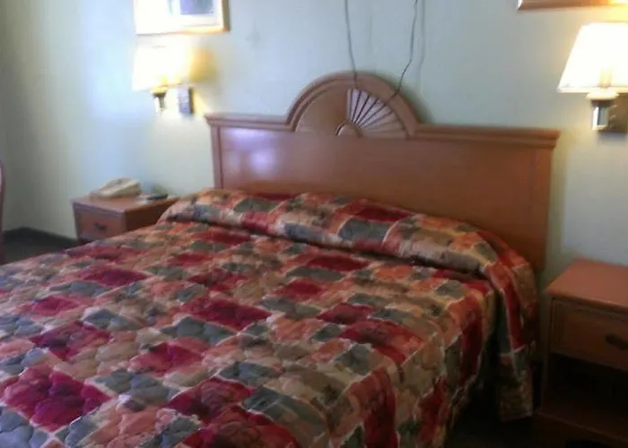 Haltom Worth Motel 2*